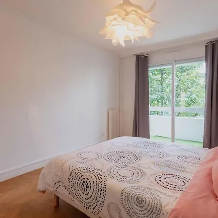 Apartment Chic! 3-Br, Porte De Versailles, Parking, Metro